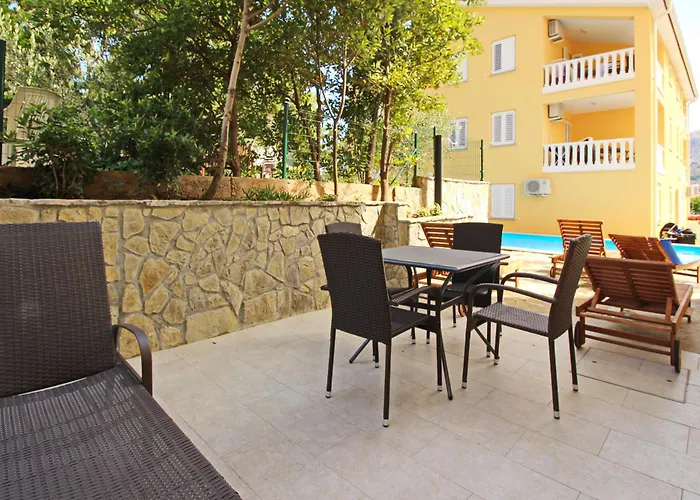 With Swimming Pool Baska, Krk - 18785 Apartman Baška
